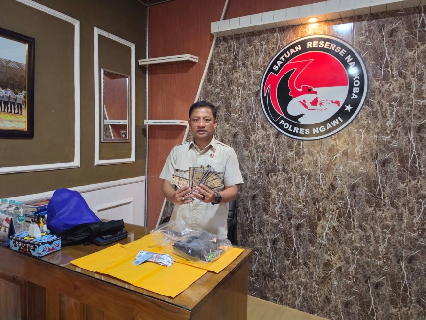 Polres Ngawi Bongkar Peredaran Obat Keras Ilegal, Tersangka Diamankan
